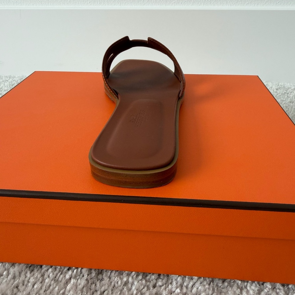 Hermes Oran Leather Sandals - Excellent Condition, Worn Once - Picture 9 of 16